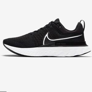 Womens Nike Infinity React 2